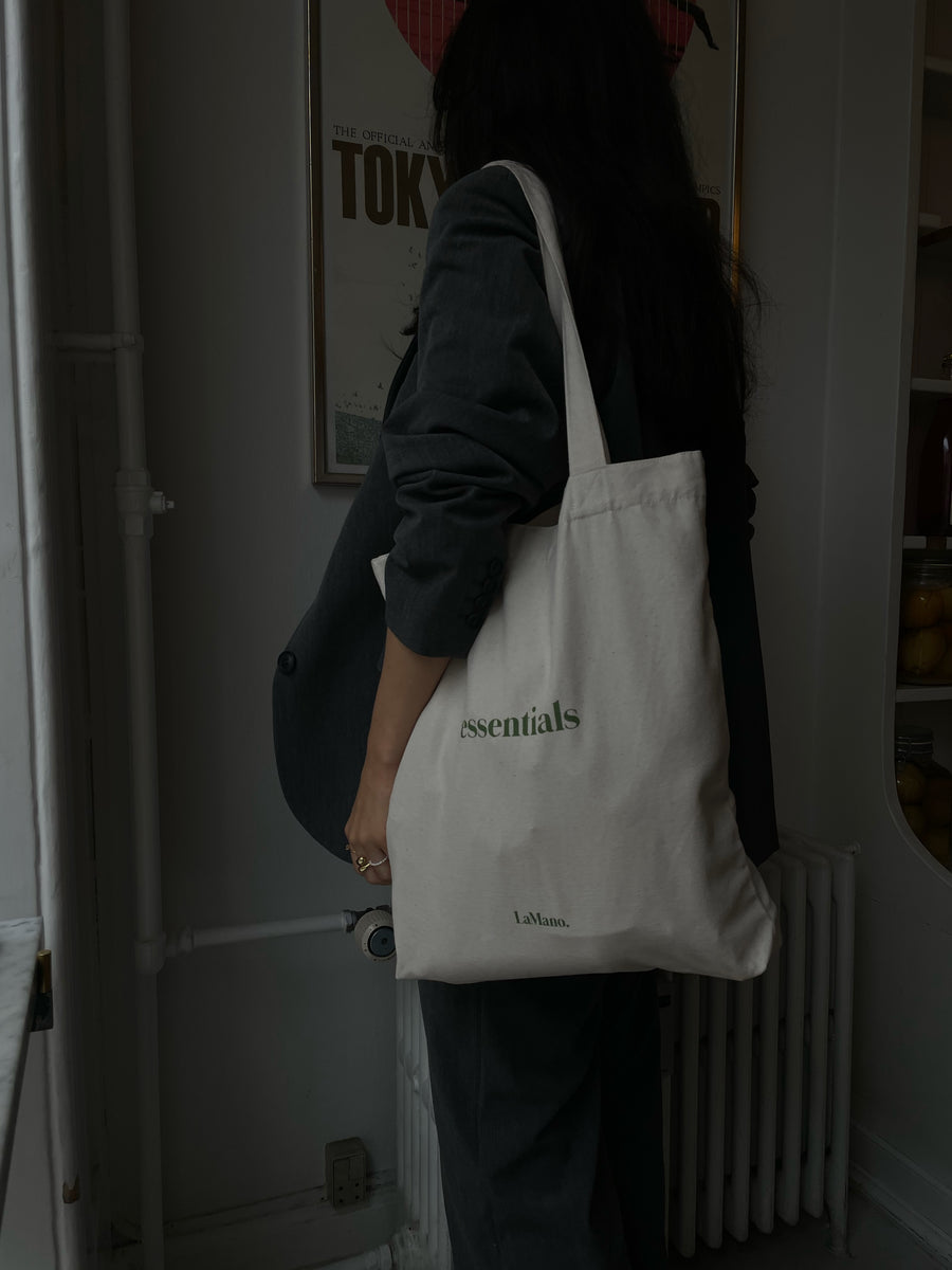 essential tote bag