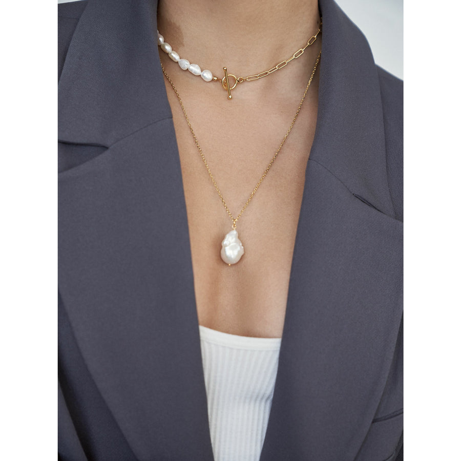 pearl pendant